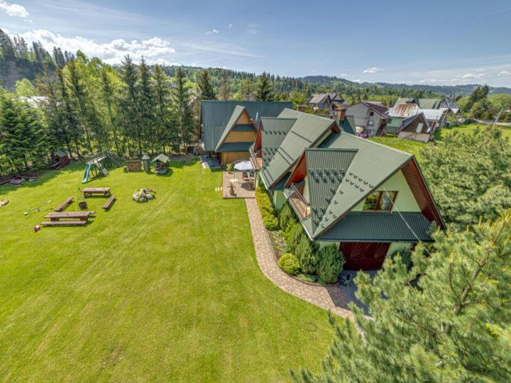 Hacjenda - Apartamenty I Pokoje Goscinne Чарна-Гура Экстерьер фото