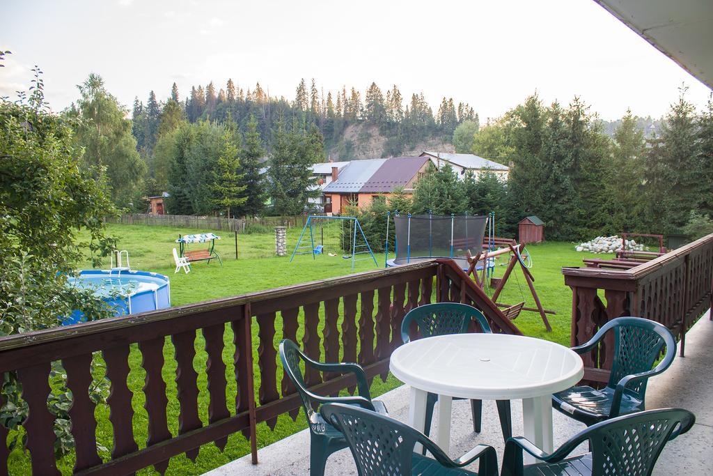Hacjenda - Apartamenty I Pokoje Goscinne Чарна-Гура Экстерьер фото